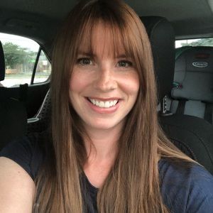 Meet your Posher, Elizabeth